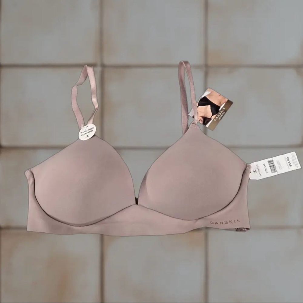 Danskin Women's Soft Pink Bra